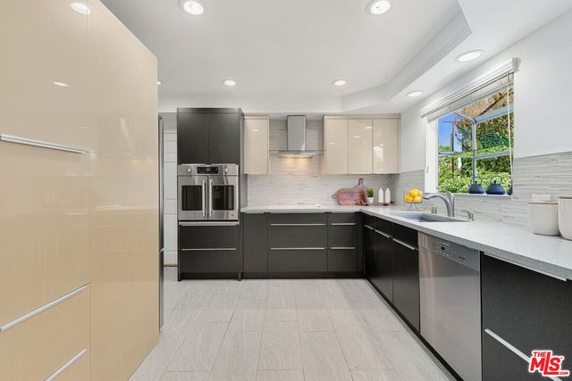 14542 Otsego Street, Sherman Oaks, CA 91403