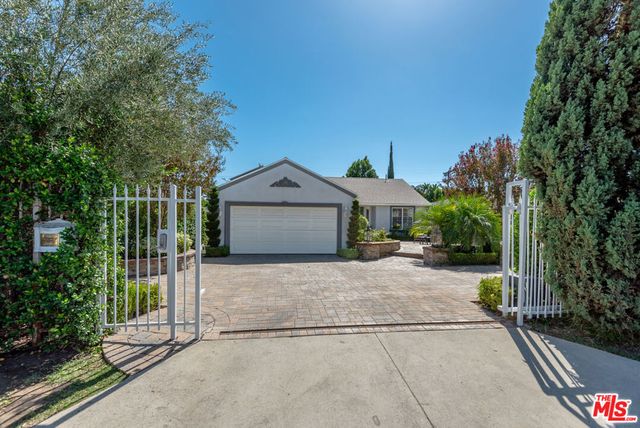 14542 Otsego Street, Sherman Oaks, CA 91403