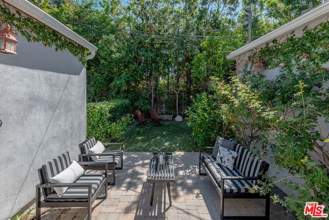 14542 Otsego Street, Sherman Oaks, CA 91403