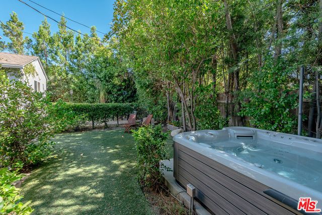 14542 Otsego Street, Sherman Oaks, CA 91403