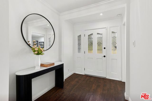 14542 Otsego Street, Sherman Oaks, CA 91403