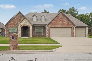 7818 N 144th Avenue E, Owasso, OK 74055