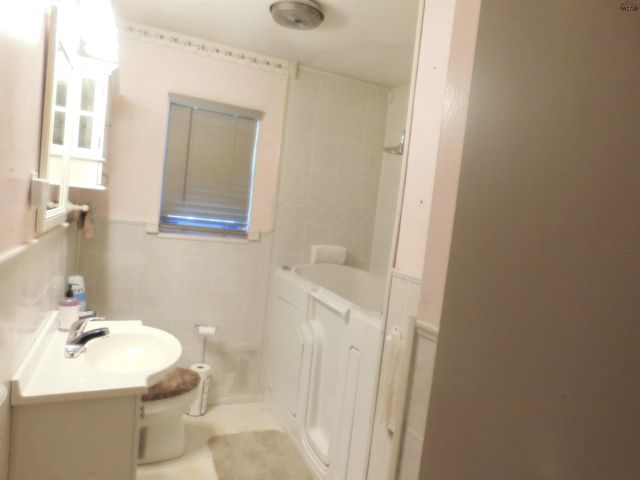 606 MIMOSA STREET, Burkburnett, TX 76354