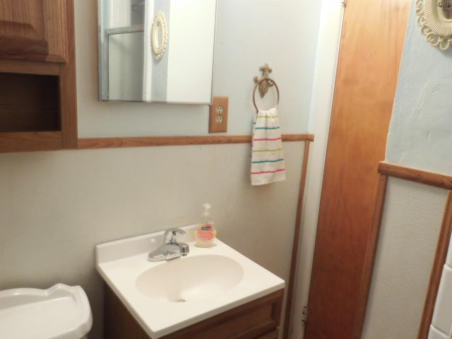 606 MIMOSA STREET, Burkburnett, TX 76354