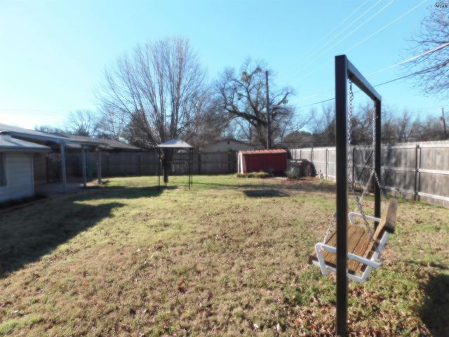 606 MIMOSA STREET, Burkburnett, TX 76354