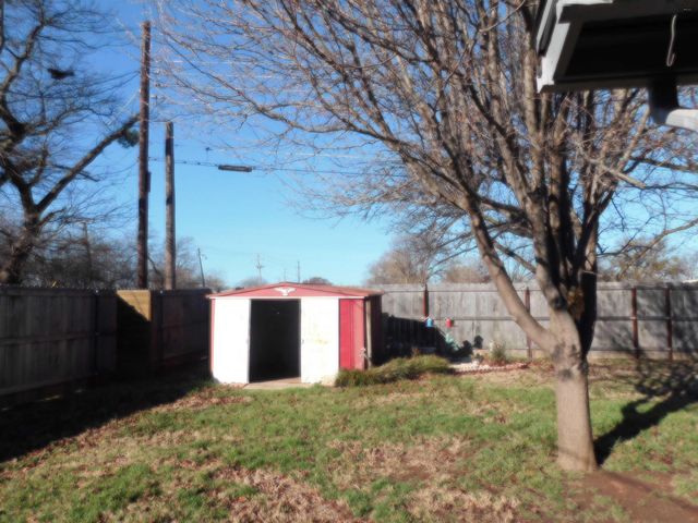 606 MIMOSA STREET, Burkburnett, TX 76354