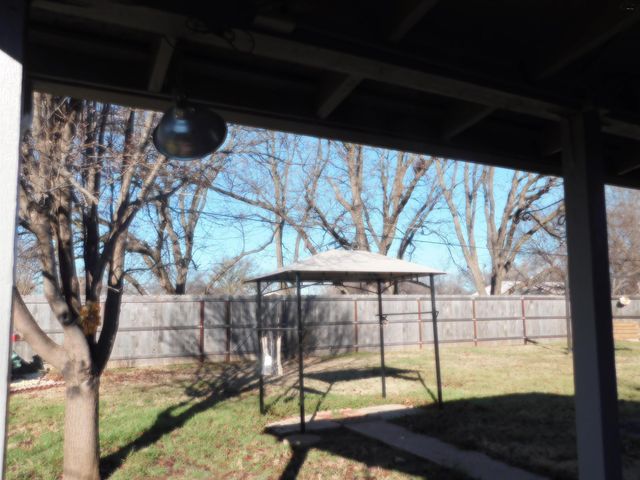 606 MIMOSA STREET, Burkburnett, TX 76354