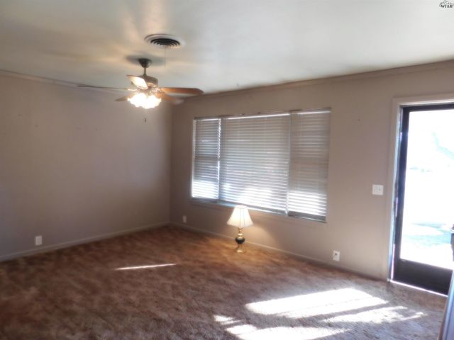 606 MIMOSA STREET, Burkburnett, TX 76354