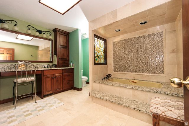 1063 E 5700 S, South Ogden, UT 84405