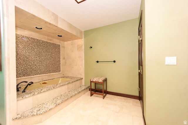 1063 E 5700 S, South Ogden, UT 84405