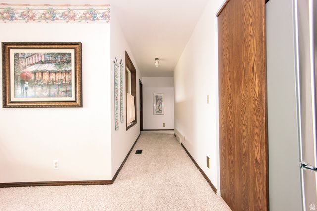 1063 E 5700 S, South Ogden, UT 84405