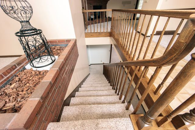 1063 E 5700 S, South Ogden, UT 84405