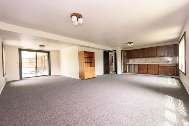 1063 E 5700 S, South Ogden, UT 84405