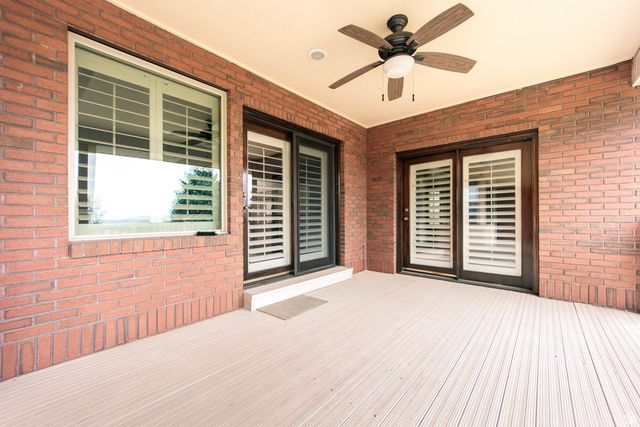 1063 E 5700 S, South Ogden, UT 84405