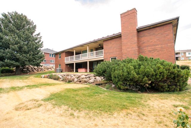 1063 E 5700 S, South Ogden, UT 84405