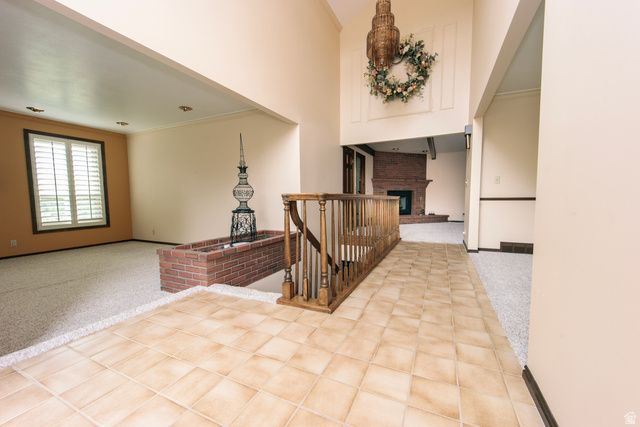 1063 E 5700 S, South Ogden, UT 84405