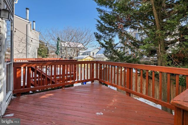 1638 10TH ST S, Arlington, VA 22204