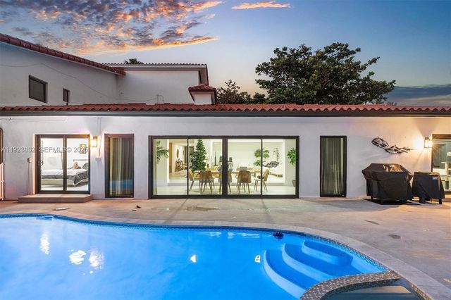 210 NE 107 st, Miami Shores, FL 33161