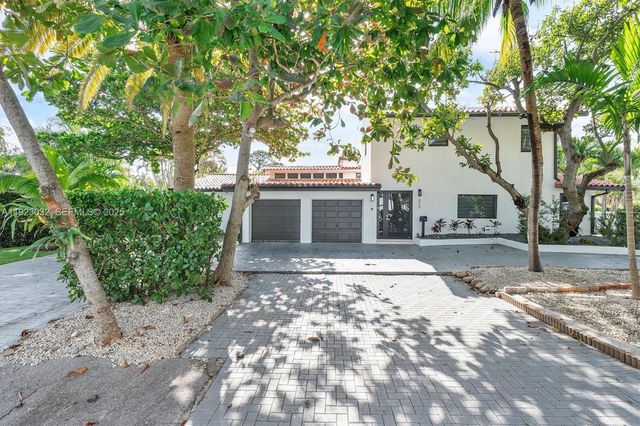 210 NE 107 st, Miami Shores, FL 33161