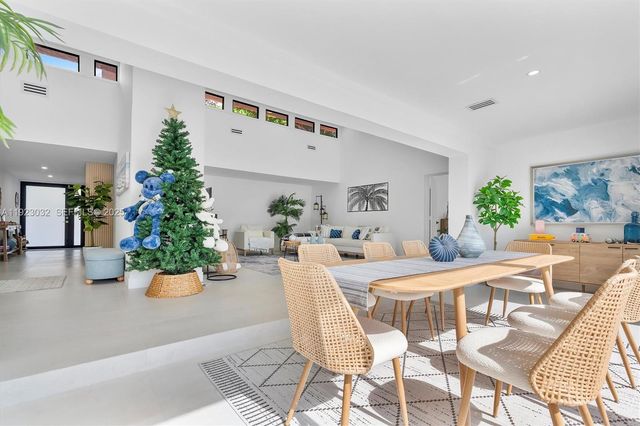 210 NE 107 st, Miami Shores, FL 33161