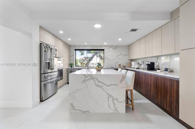 210 NE 107 st, Miami Shores, FL 33161