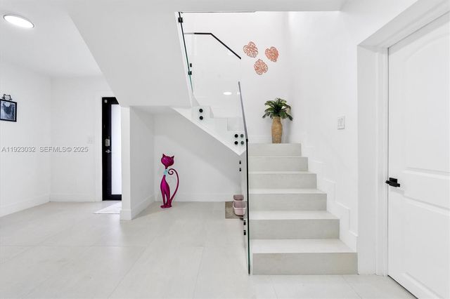 210 NE 107 st, Miami Shores, FL 33161