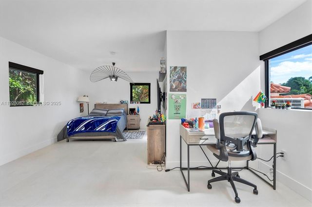 210 NE 107 st, Miami Shores, FL 33161