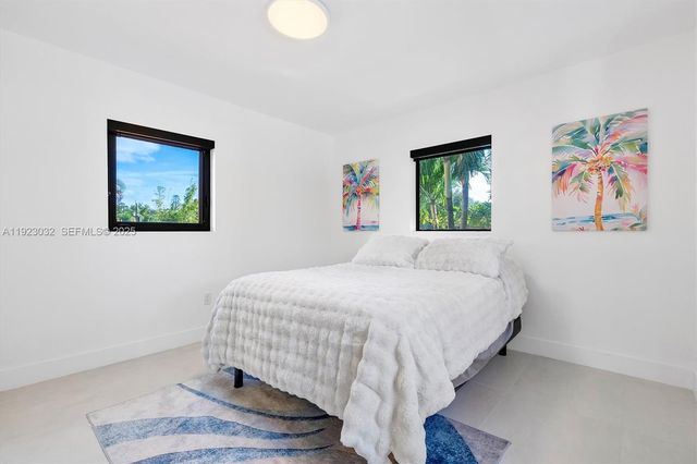 210 NE 107 st, Miami Shores, FL 33161