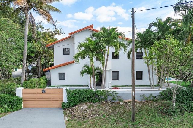 210 NE 107 st, Miami Shores, FL 33161