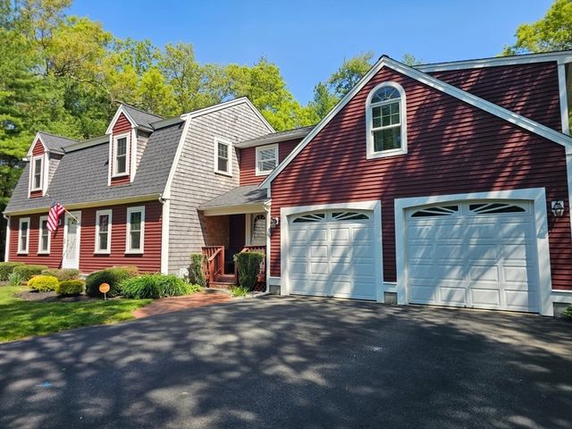 2 Center Hill Rd, Pembroke, MA 02359