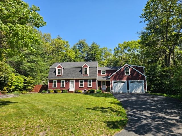 2 Center Hill Rd, Pembroke, MA 02359