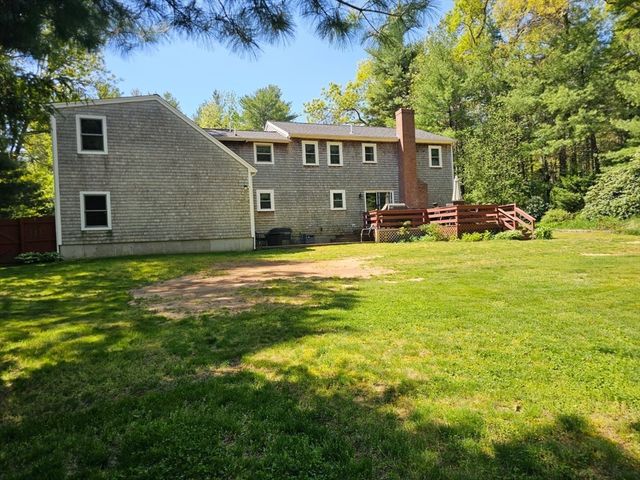 2 Center Hill Rd, Pembroke, MA 02359