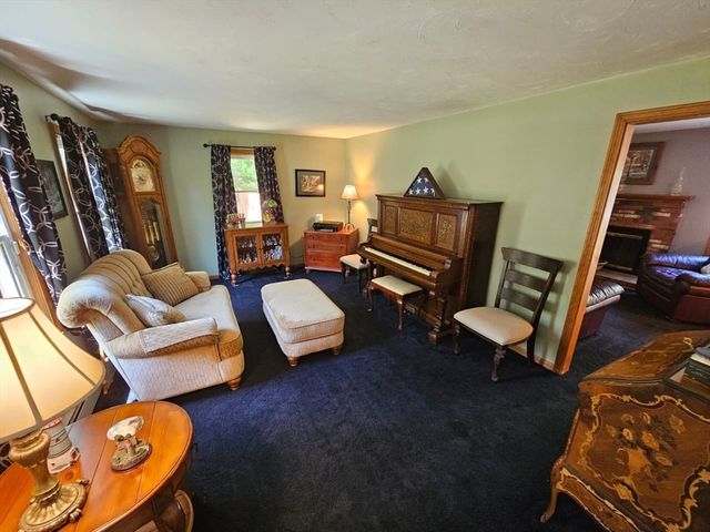 2 Center Hill Rd, Pembroke, MA 02359