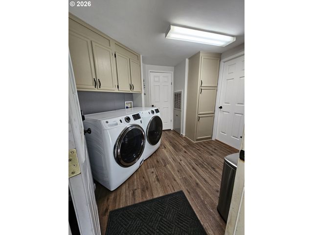 210 WEBSTER Ln, Woodland, WA 98674