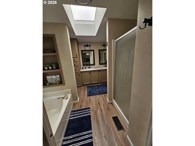 210 WEBSTER Ln, Woodland, WA 98674