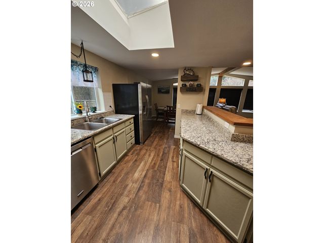 210 WEBSTER Ln, Woodland, WA 98674