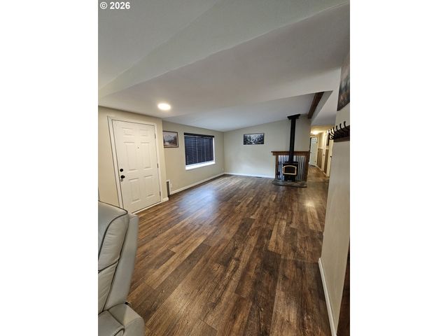 210 WEBSTER Ln, Woodland, WA 98674