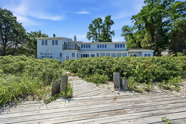 91 Fresh Pond Road, Northport, NY 11768