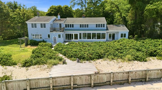 91 Fresh Pond Road, Northport, NY 11768