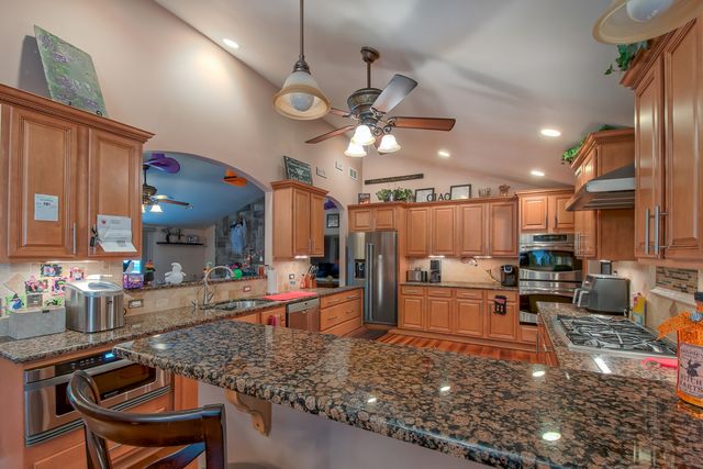 1605 S Regan Road, New Lenox, IL 60451