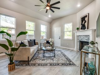 3600 Carl Street, Dallas, TX 75210