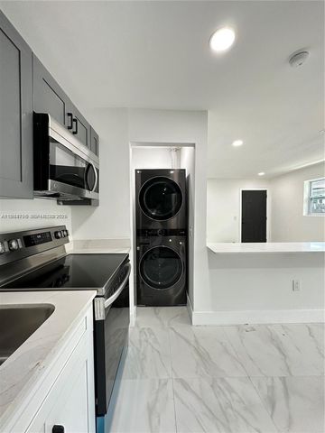 1441-1443-1451 NW 34th St, Miami, FL 33142