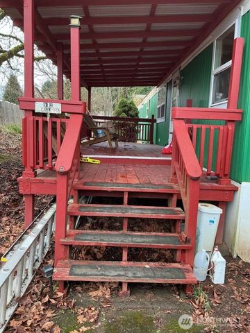 912 D Street, Vader, WA 98593