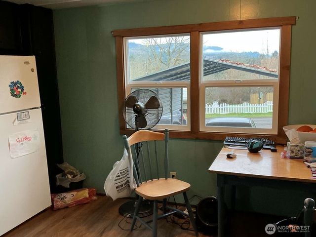 912 D Street, Vader, WA 98593