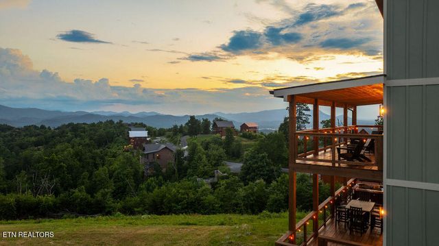 2029 Starr Crest Drive, Sevierville, TN 37876