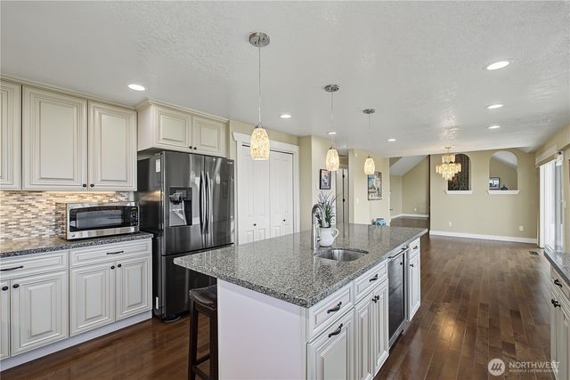 10010 76th Street SW, Lakewood, WA 98498