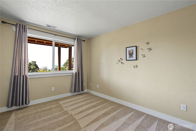 10010 76th Street SW, Lakewood, WA 98498
