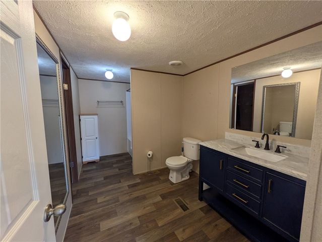 194 County Road 4423, Clarksville, AR 72830