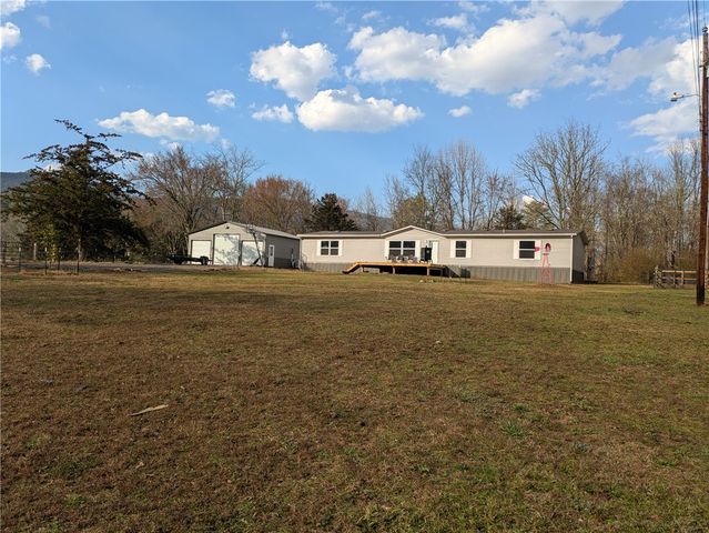 194 County Road 4423, Clarksville, AR 72830