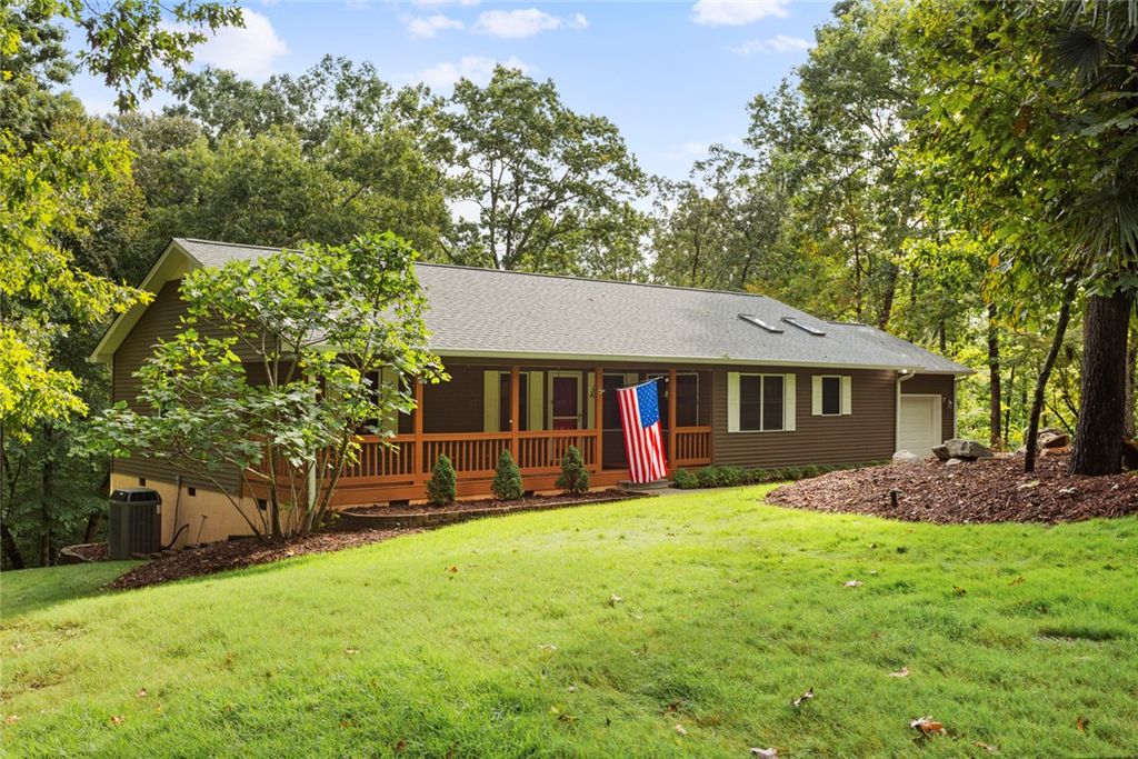 2437 Arlington Heights, Seneca, SC 29672